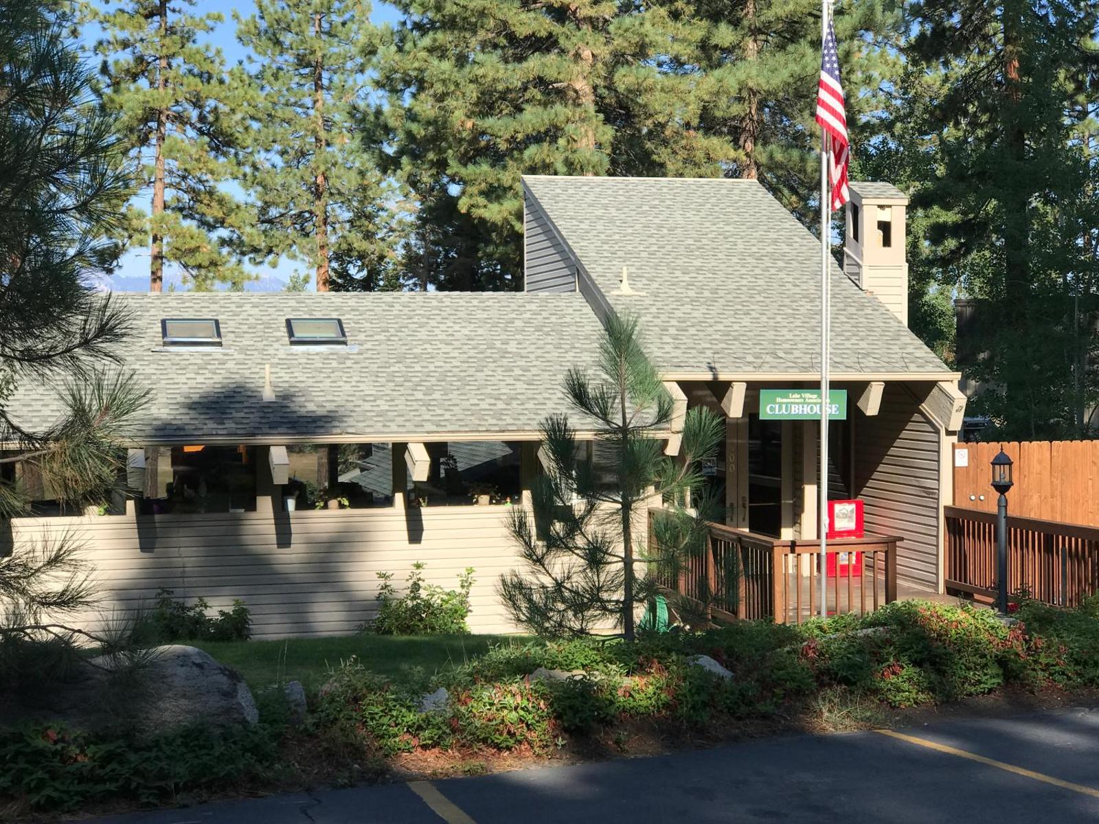 233 Clubhouse Circle Main image 2